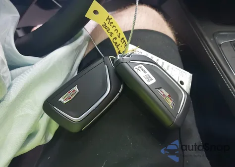 2025 Cadillac Ct4 Premium Luxury Rwd z USA, uszkodzony, nr VIN 1G6DF5RK7S0113175